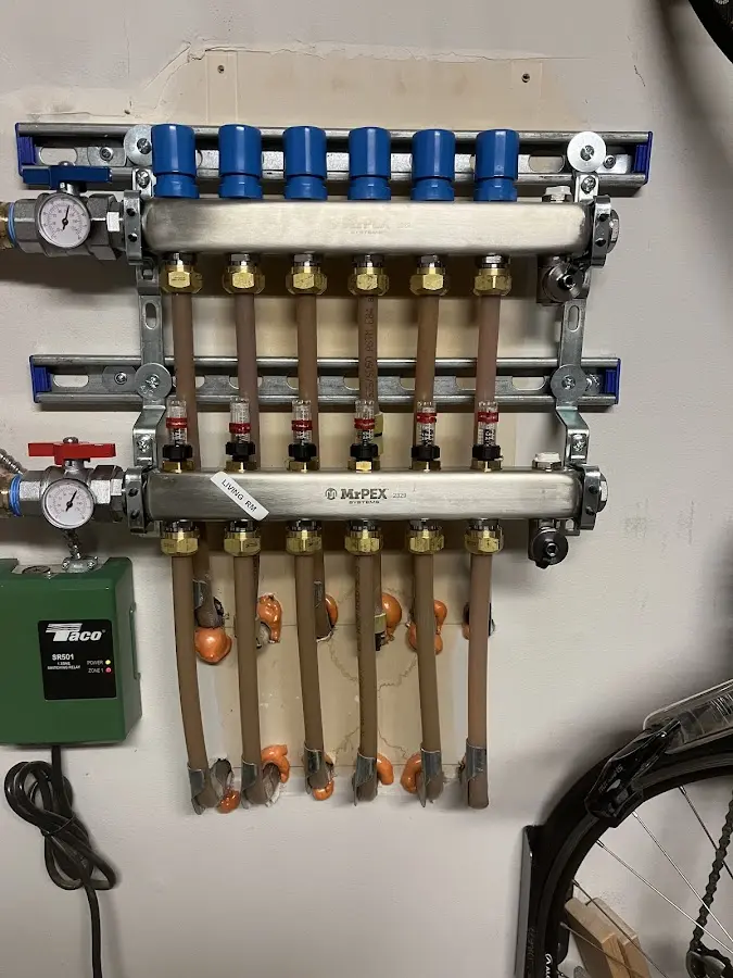 Plumber performing Leak Detection at a residential property in Northlake